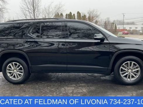 Certified 2023 Chevrolet Traverse LT image 9