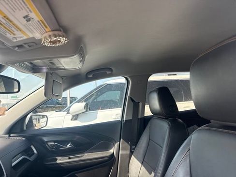 Used 2019 GMC Terrain SLT w/ Preferred Package AWD/4WD image 11