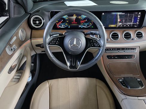 Used 2022 Mercedes-Benz E 350 Sedan image 13