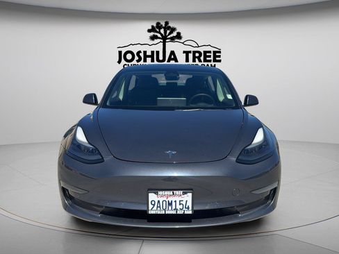 Used 2022 Tesla Model 3 RWD image 2