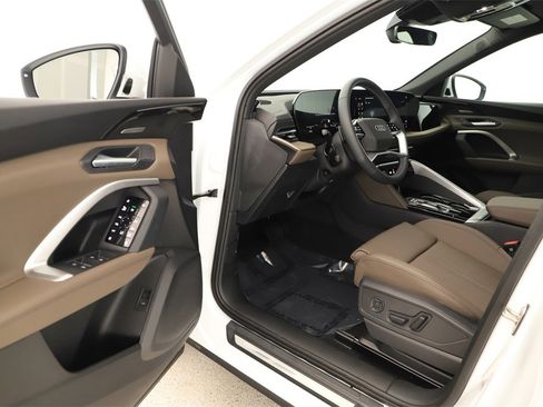 New 2025 Audi Q5 Premium Plus image 14