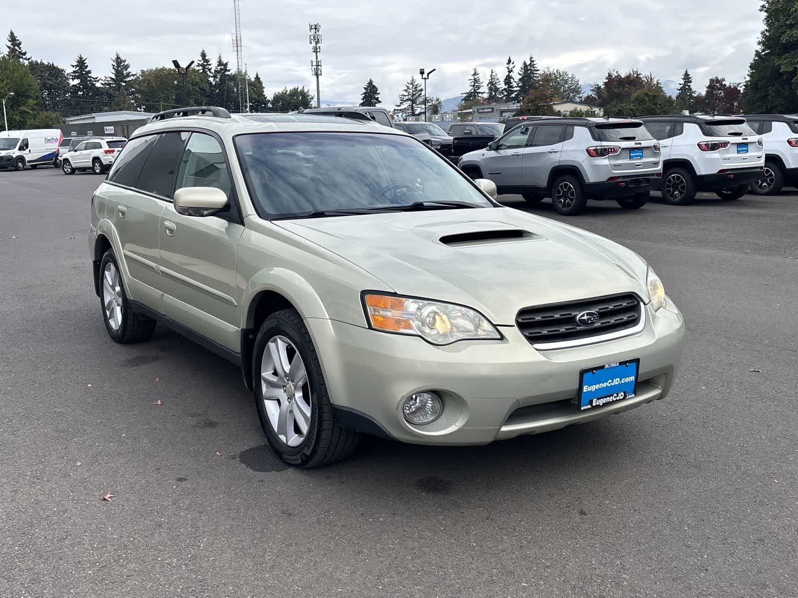 Used 2007 Subaru Outback 2.5XT Limited w/ Popular Equipment Group 2B AWD/4WD image 7