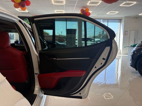 Used 2021 Toyota Camry XSE image 35