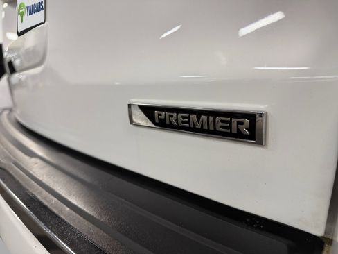 Used 2017 Chevrolet Tahoe Premier AWD/4WD image 43