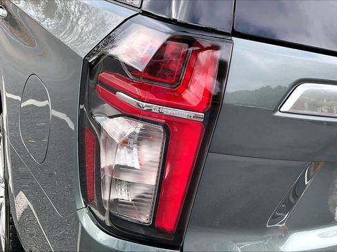 Used 2024 Chevrolet Tahoe High Country w/ Max Trailering Package image 28