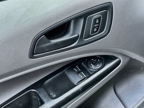Used 2022 Ford Transit Connect XL FWD image 17