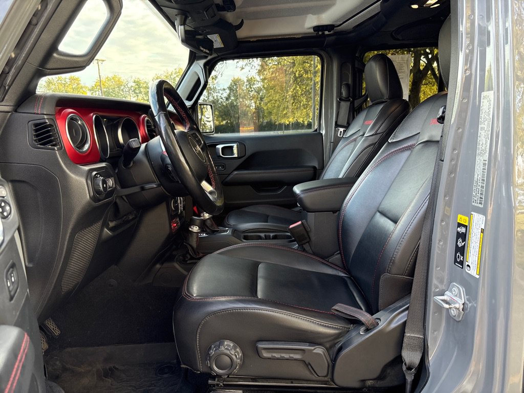 Used 2021 Jeep Wrangler Unlimited Rubicon AWD/4WD image 12