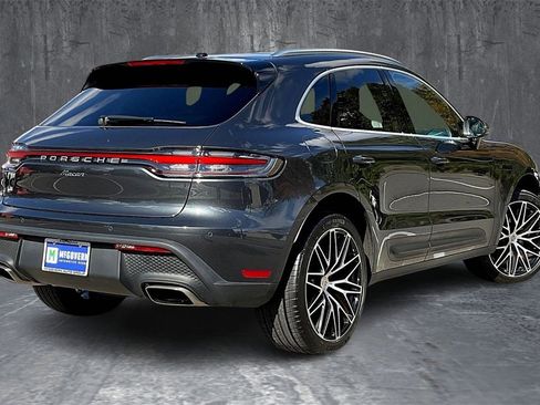 Used 2022 Porsche Macan Base image 6