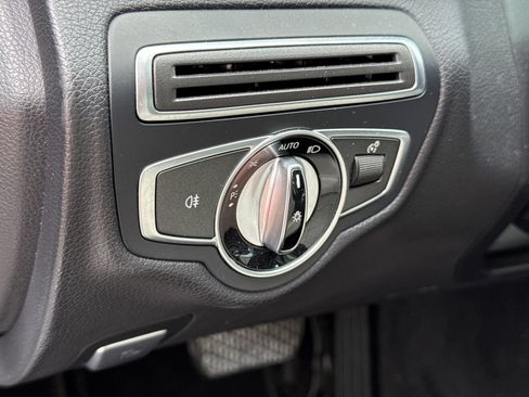Used 2017 Mercedes-Benz C 300 Sedan image 17