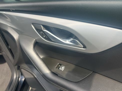 Used 2020 Chevrolet Blazer LT image 21