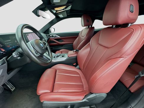 Used 2024 BMW 430i Coupe w/ M Sport Package RWD image 13