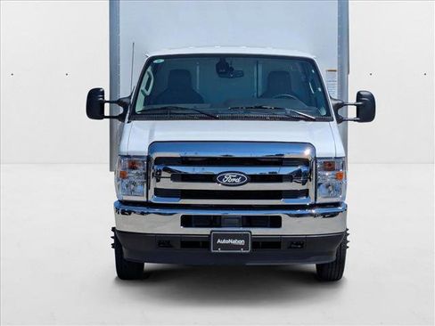 New 2026 Ford E-450 and Econoline 450 Super Duty w/ Power Equipment Group image 6