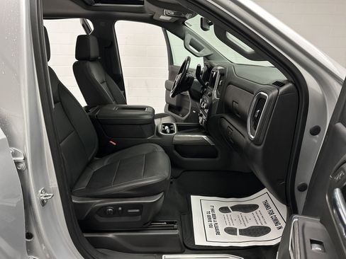 Used 2022 Chevrolet Silverado 1500 LTZ w/ LTZ Convenience Package II image 28