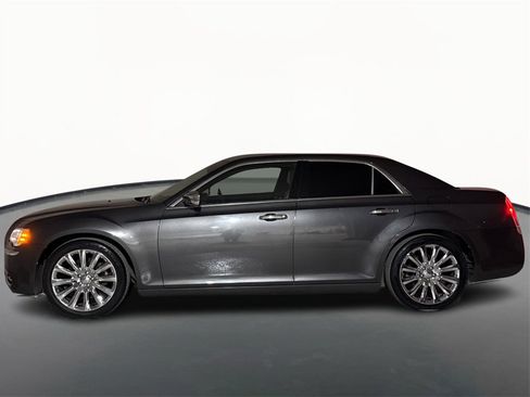 Used 2014 Chrysler 300 Uptown Edition w/ Quick Order Package 22M image 8