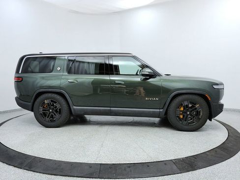 Used 2023 Rivian R1S Adventure image 6