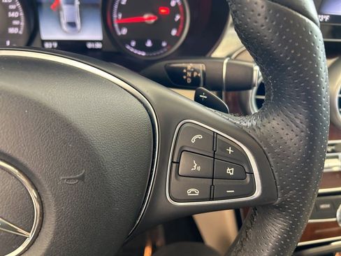 Used 2018 Mercedes-Benz C 300 4MATIC Sedan image 52