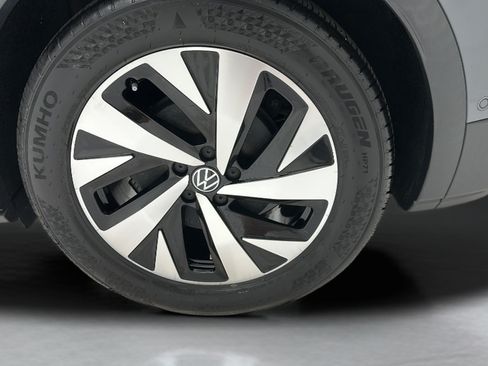 Used 2023 Volkswagen ID.4 Pro RWD image 8