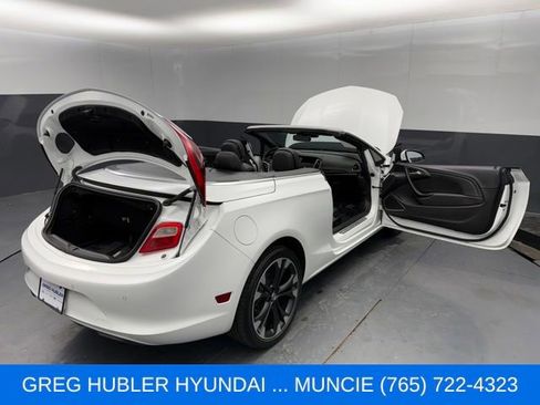 Used 2019 Buick Cascada Premium FWD image 31