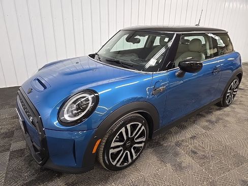 Used 2023 MINI Cooper S image 8