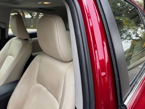 Used 2013 Lexus CT 200h image 33