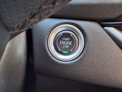 Certified 2024 Cadillac XT4 Sport AWD/4WD image 30
