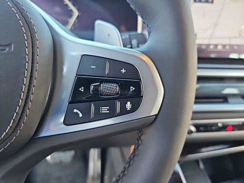 New 2026 BMW X5 sDrive40i w/ M Sport Package image 19