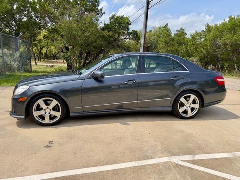 Used 2010 Mercedes-Benz E 350 Sedan image 6