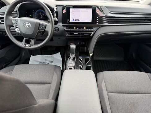 Certified 2025 Toyota Camry LE image 12