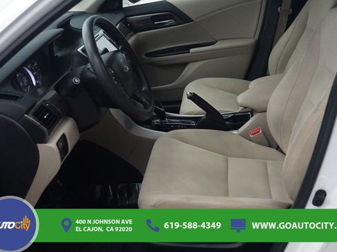 Used 2016 Honda Accord EX image 9