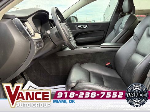 Used 2018 Volvo XC60 T6 Inscription w/ Advanced Package image 11