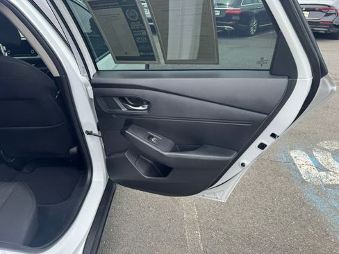 Used 2024 Honda Accord EX image 19