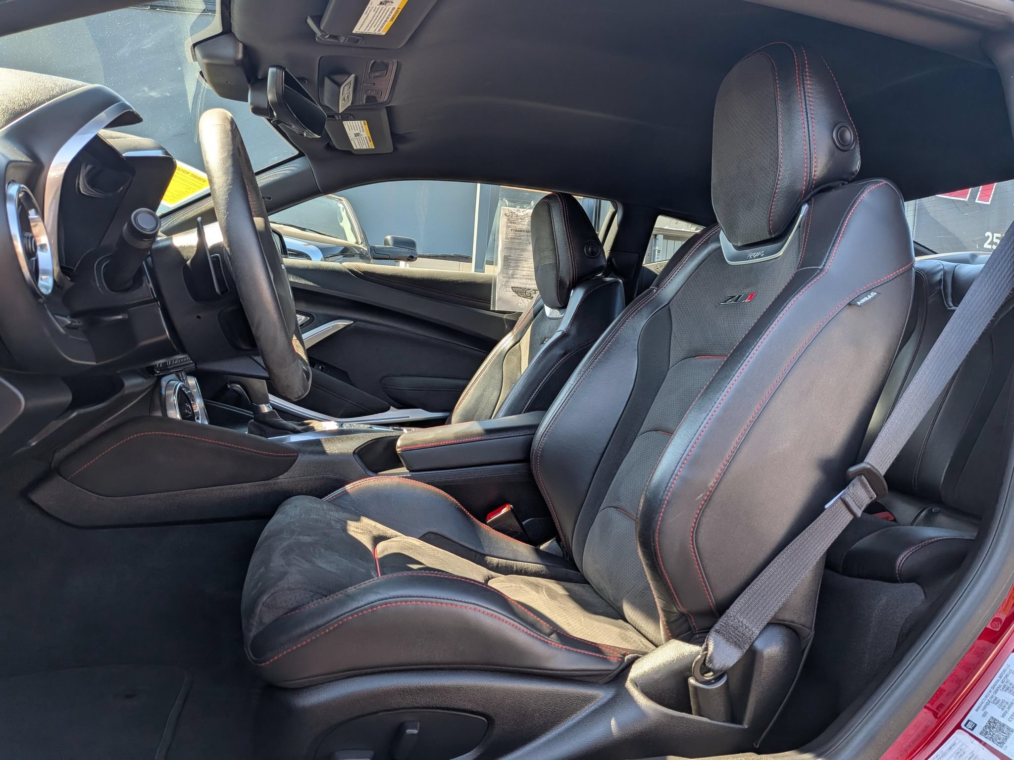 Used 2022 Chevrolet Camaro ZL1 RWD image 5