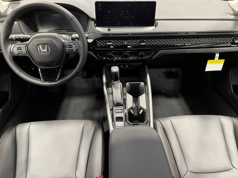 New 2025 Honda Accord EX-L image 17