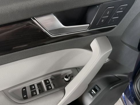 Used 2019 Audi Q5 2.0T Premium Plus image 24