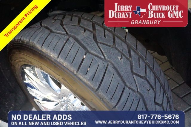 Used 2023 Cadillac Escalade Premium Luxury w/ LPO, Radiant Package AWD/4WD image 8