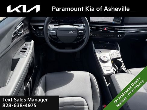 New 2026 Kia Sportage SX Prestige image 24