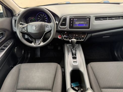 Used 2017 Honda HR-V EX image 12