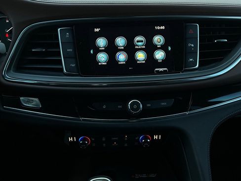 Used 2018 Buick Enclave Avenir w/ Avenir Technology Package image 31