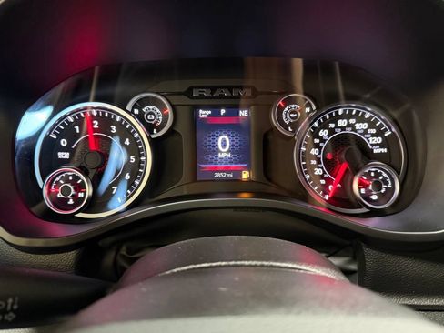 Certified 2025 RAM 1500 Tradesman w/ Night Edition AWD/4WD image 8