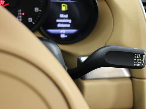 Used 2016 Porsche Boxster RWD image 26