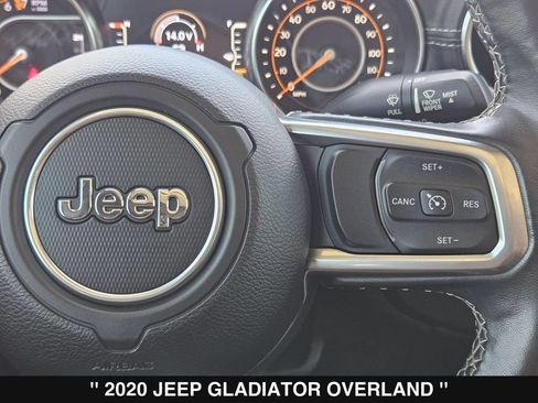 Used 2020 Jeep Gladiator Overland AWD/4WD image 25