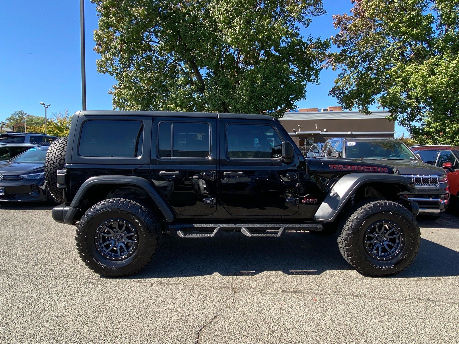 Used 2018 Jeep Wrangler Unlimited Rubicon AWD/4WD image 2