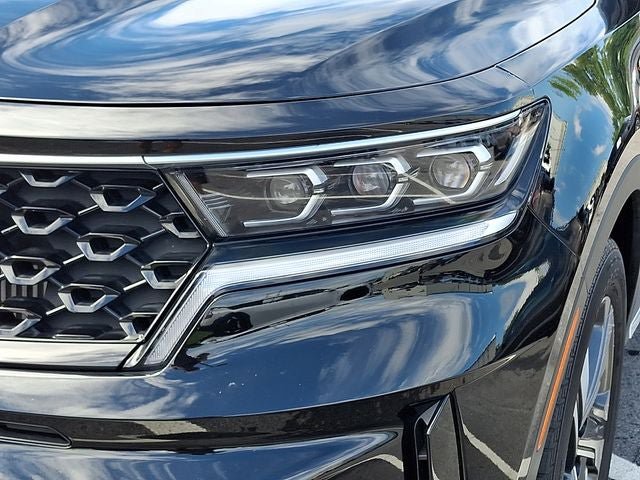 Used 2023 Kia Sorento SX Prestige AWD/4WD image 9