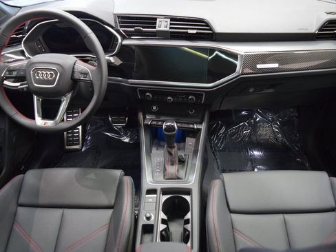 New 2025 Audi Q3 2.0T Premium Plus image 8