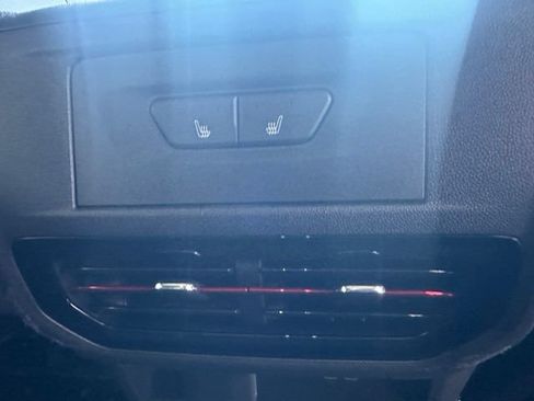 Used 2025 Chevrolet Silverado EV RST AWD/4WD image 28