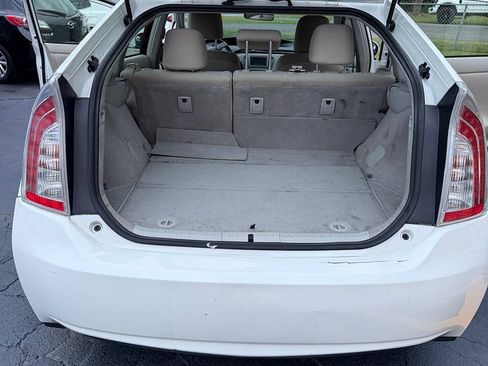 Used 2012 Toyota Prius Two FWD image 19