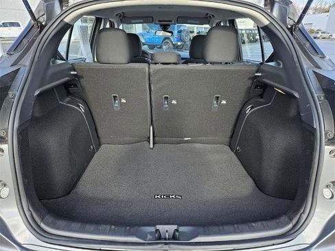 Certified 2025 Nissan Kicks Play S image 12