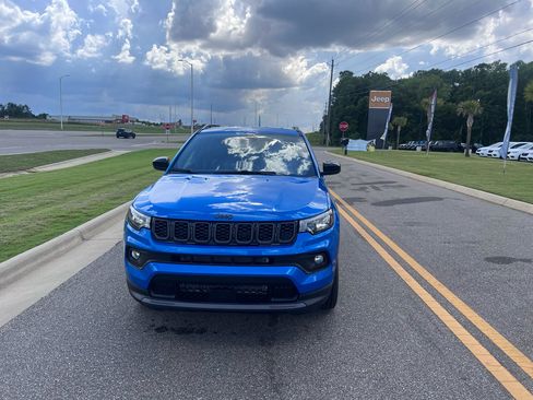 New 2026 Jeep Compass Latitude AWD/4WD image 12