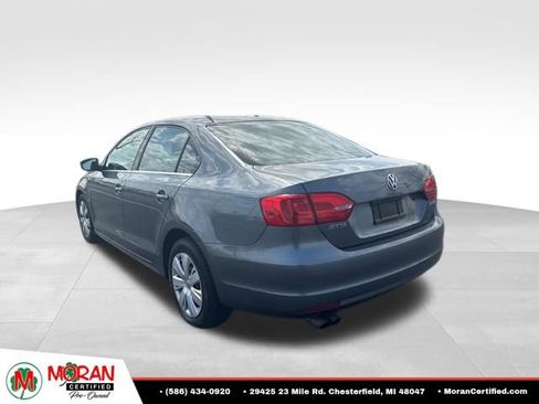 Used 2013 Volkswagen Jetta SE FWD image 3