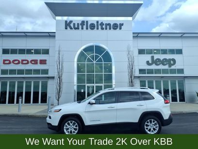 Used 2017 Jeep Cherokee Latitude w/ Cold Weather Group